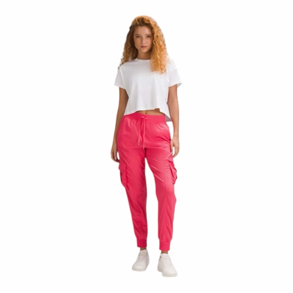 NWT Lululemon Dance Studio Relaxed-Fit Mid-Rise Cargo Jogger
Glaze Pink